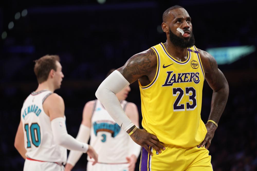 夜幕降临 夜幕降临