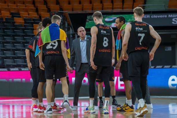 速成长与潜 速成长与潜