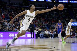 让球迷目不 让球迷目不