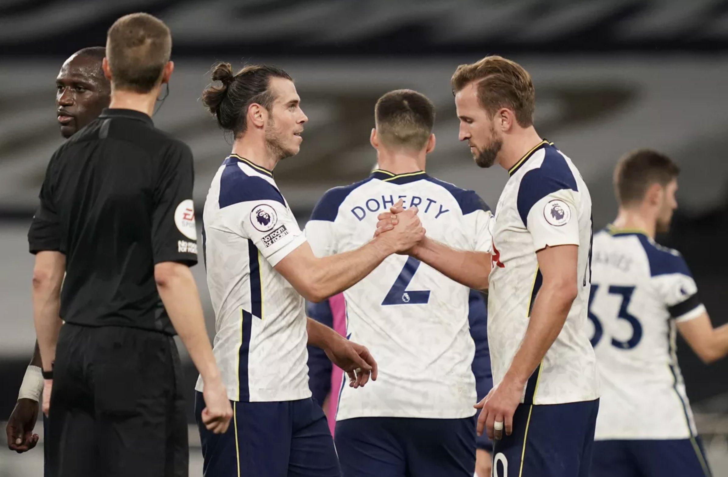 他们都面临 他们都面临