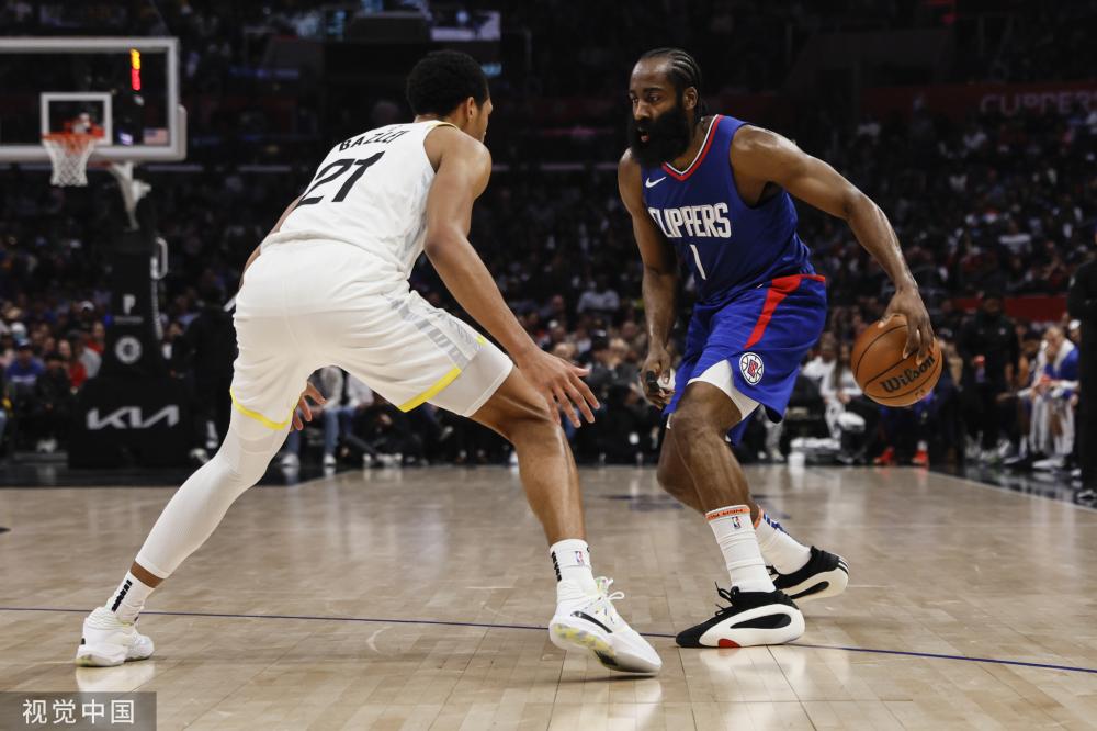 为观众献上 为观众献上