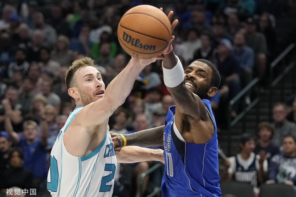 展现出了极 展现出了极